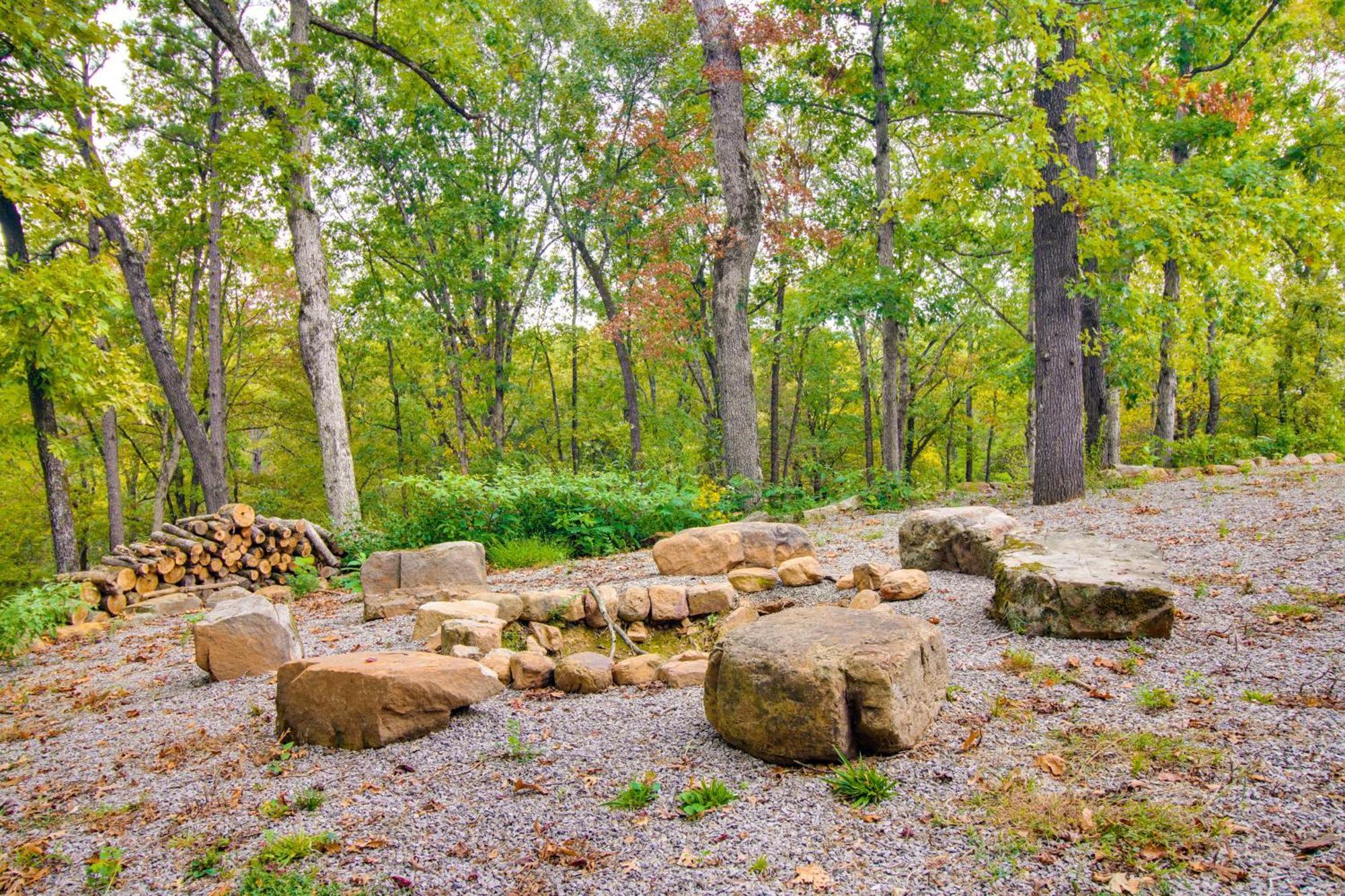 Ozark Mountain Cabin Rental On 300-Acre Ranch المظهر الخارجي الصورة