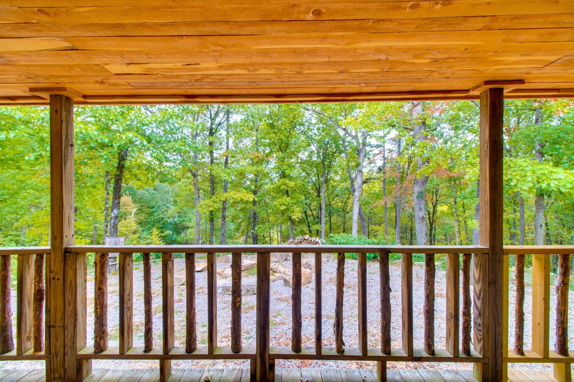 Ozark Mountain Cabin Rental On 300-Acre Ranch المظهر الخارجي الصورة