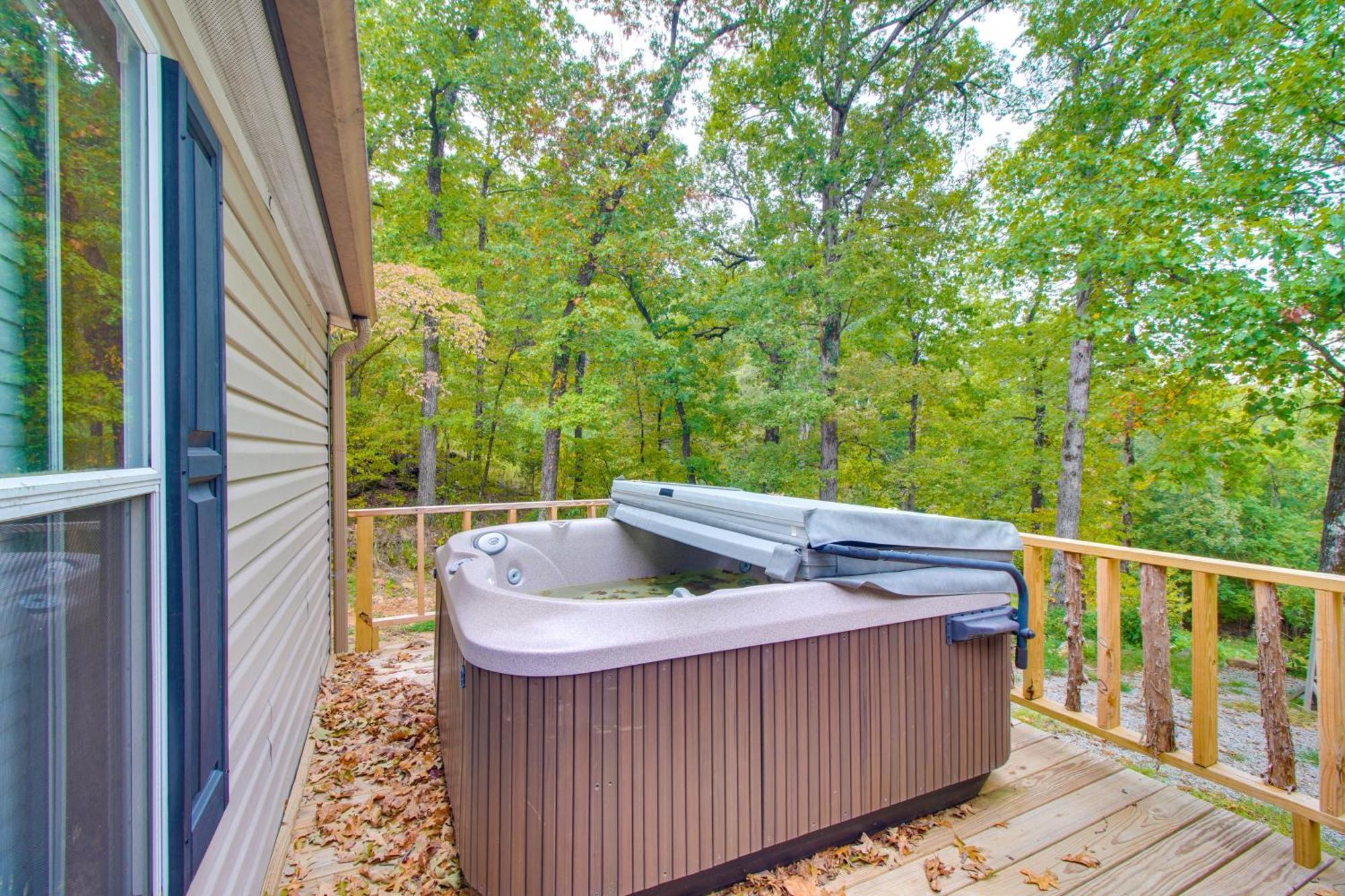 Ozark Mountain Cabin Rental On 300-Acre Ranch المظهر الخارجي الصورة